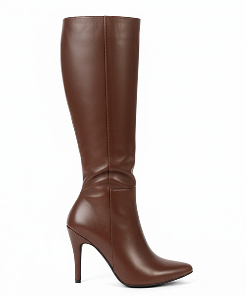 Botas largas Angelik color café tacón puntilla para mujer