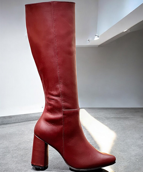 Botas largas Angelik color vino tinto para mujer