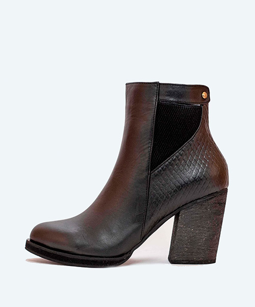 Botin Alien Hampton color negro para mujer