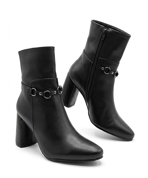 Botin Cleopatra color negro para mujer