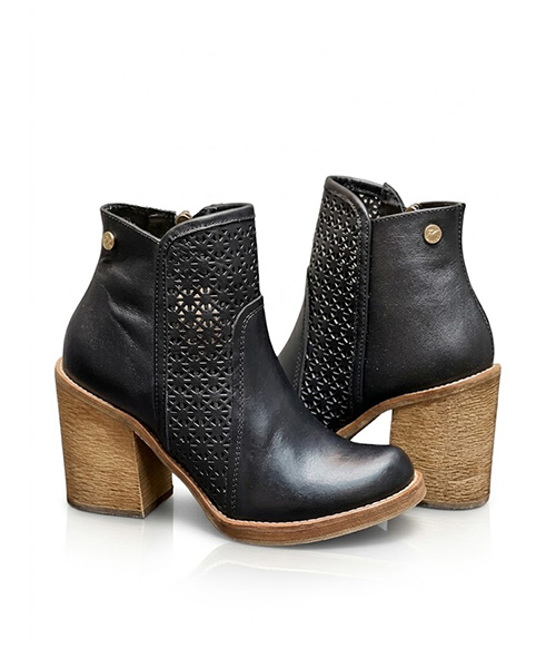 Botin Dakota color negro para mujer