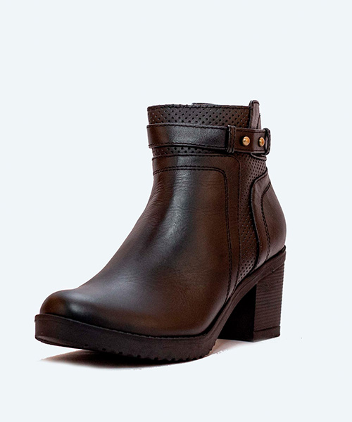 Botin Selma color negro para mujer