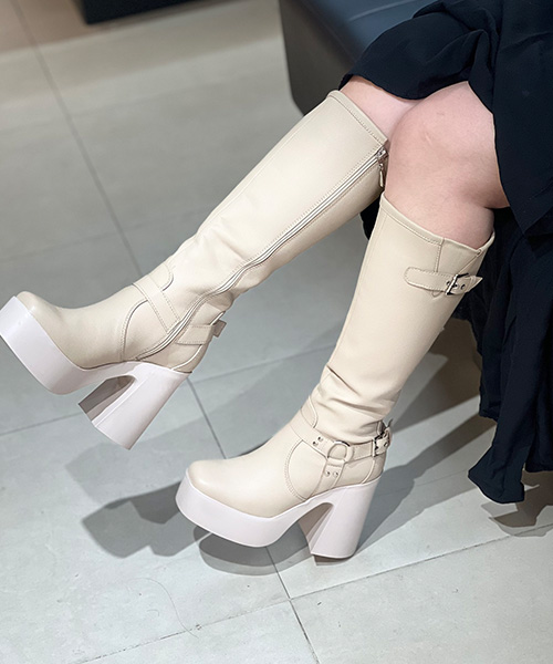 Botas largas Laila color beige para mujer