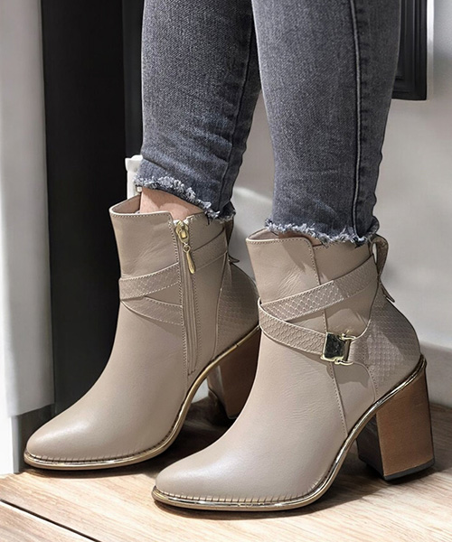 Botines Ornella color beige para mujer